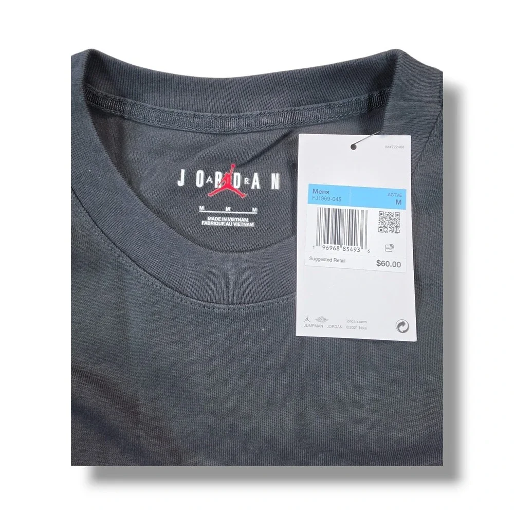 JORDAN JUMPMAN Black Embroidered Center Logo Black T-Shirt Men's M NWT